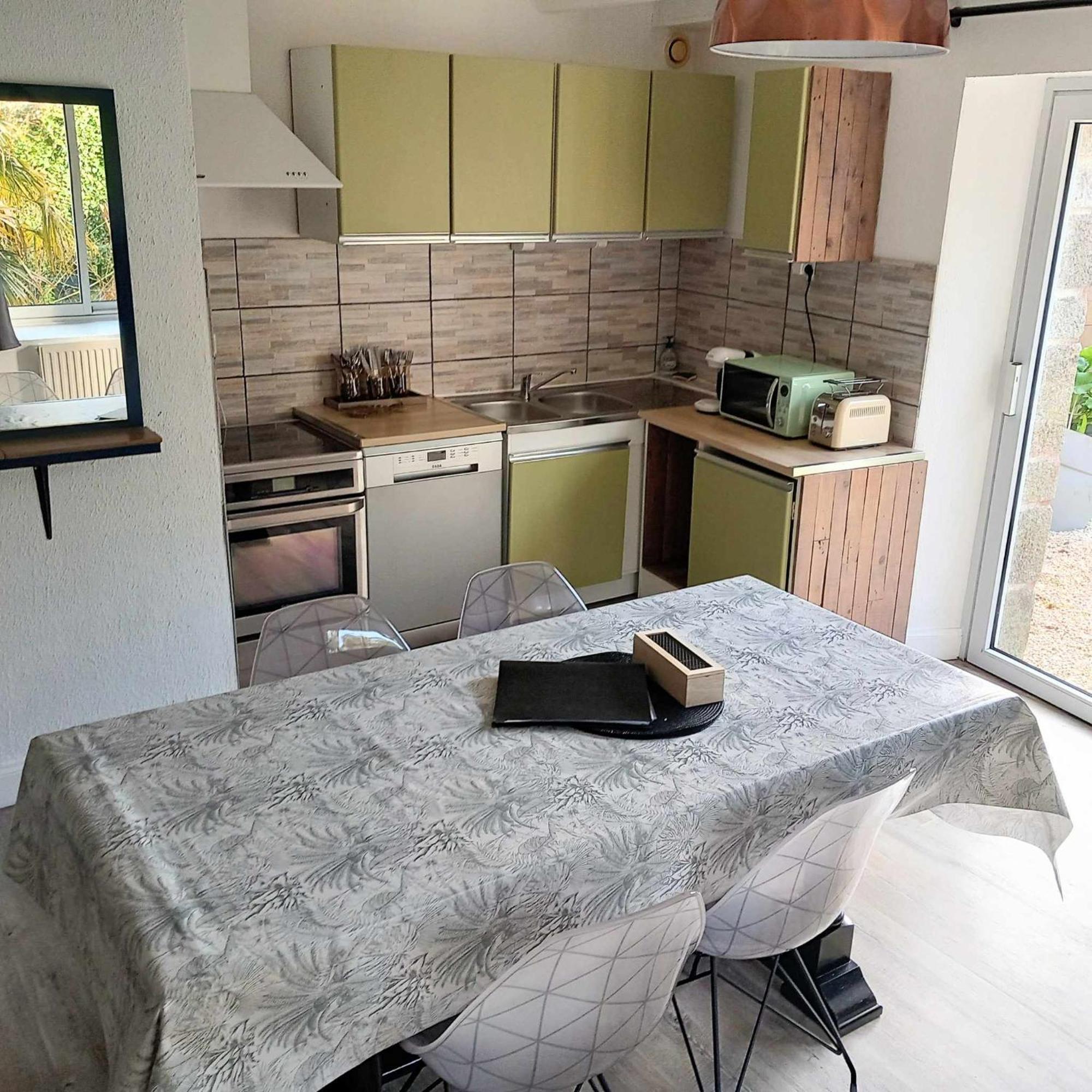 Les Sables Blancs Holiday home *